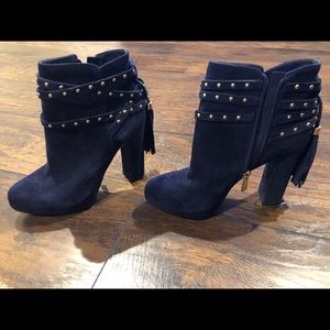 Jessica Simpson Boot, size 6 medium width